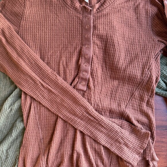 Free People Waffle Knit Long Sleeve Tops Set of 3 Size Small Olive, Brown, Blush - Picture 3 of 6